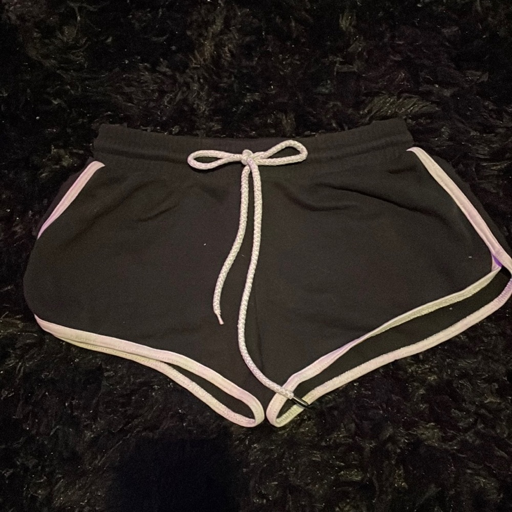 Garage black and white shorts with string